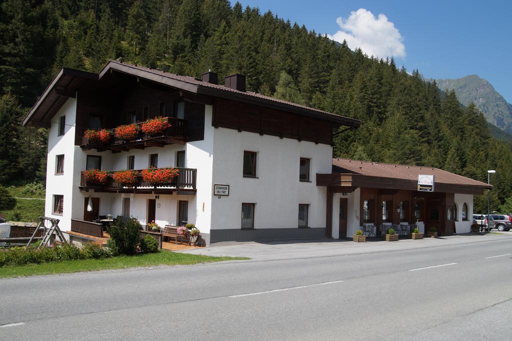 Gasthof Zur Einkehr Sankt Leonhard im Pitztal Buitenkant foto